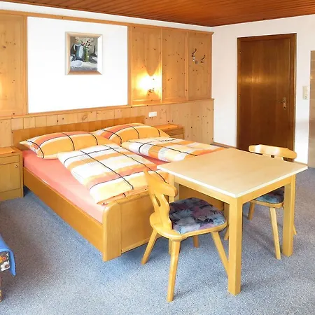 Haus Brunella 230w 公寓 *
